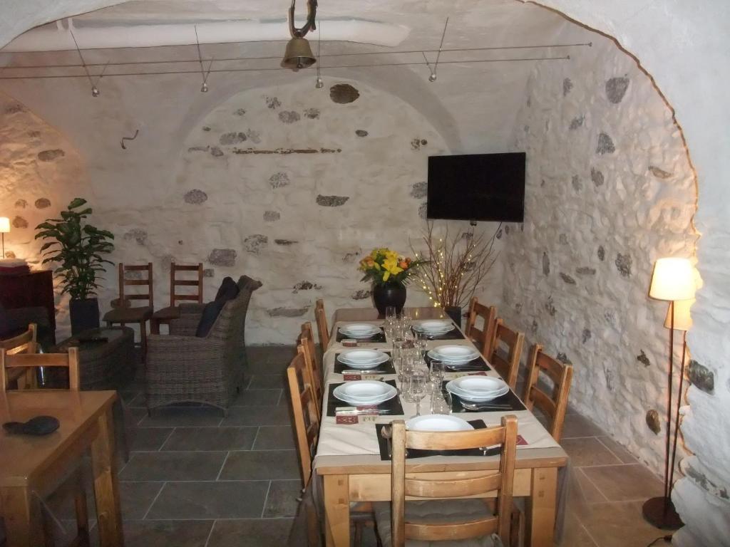 Le Domaine Du Grand Cellier Chambres D'Hotes En Savoie Tournon-sur-Rhône Dış mekan fotoğraf